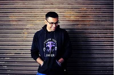 Creative Hacksaw Hoodie Designs for Ultimate Comfort and Style in Every Season